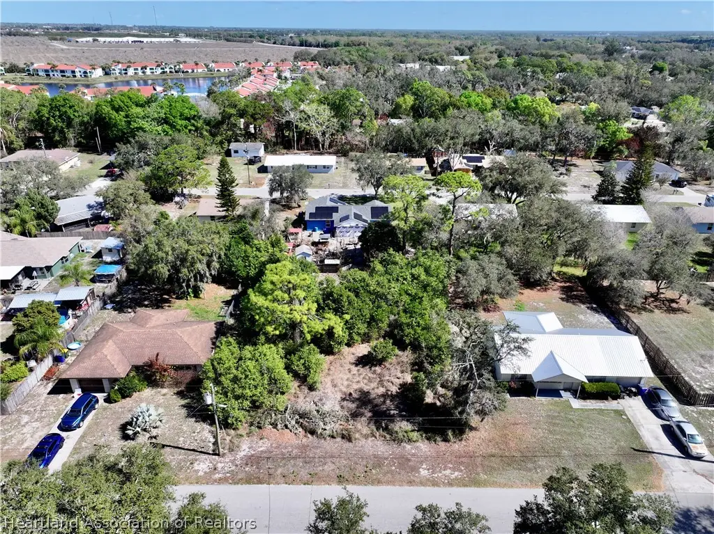 3320 Dolphin Drive, Sebring, FL 33870 - #1