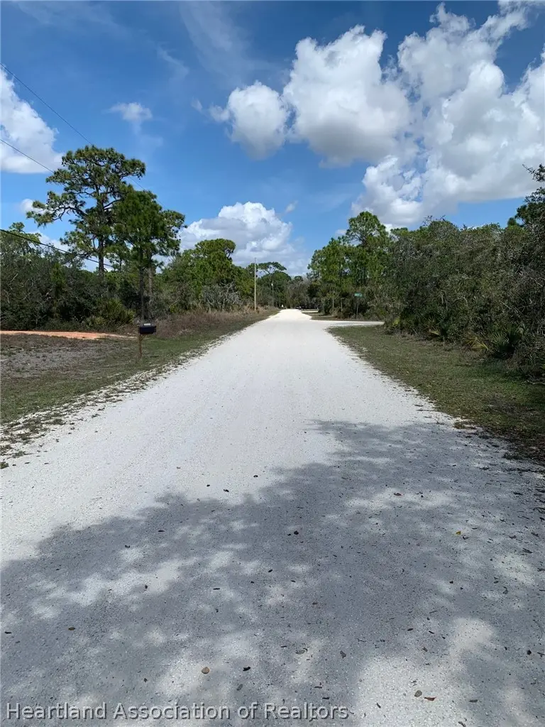 1046 Chestnut Street, Lake Placid, FL 33852 - #3