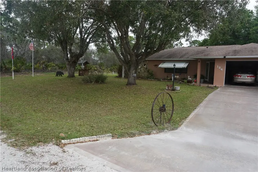 124 Corine Avenue Nw, Lake Placid, FL 33852 - #2