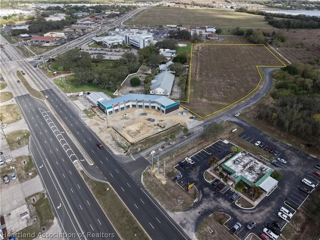 2000 Village Grove Boulevard, Sebring, FL 33870 - #1