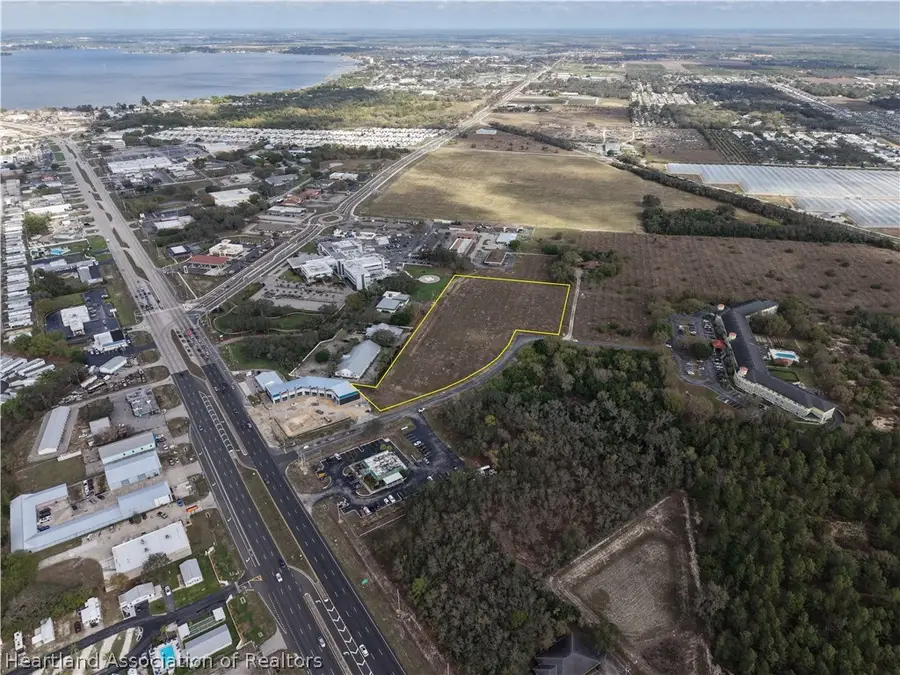 2000 Village Grove Boulevard, Sebring, FL 33870 - #2