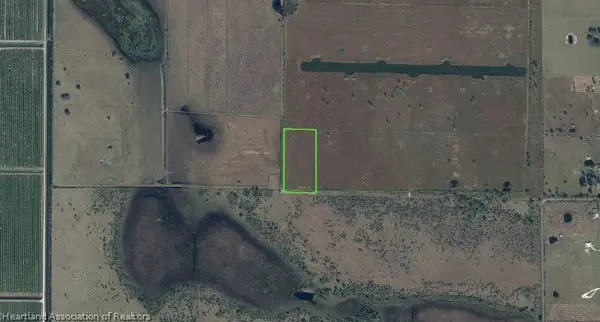 2029 Maine Coon Street, Venus, FL 33960