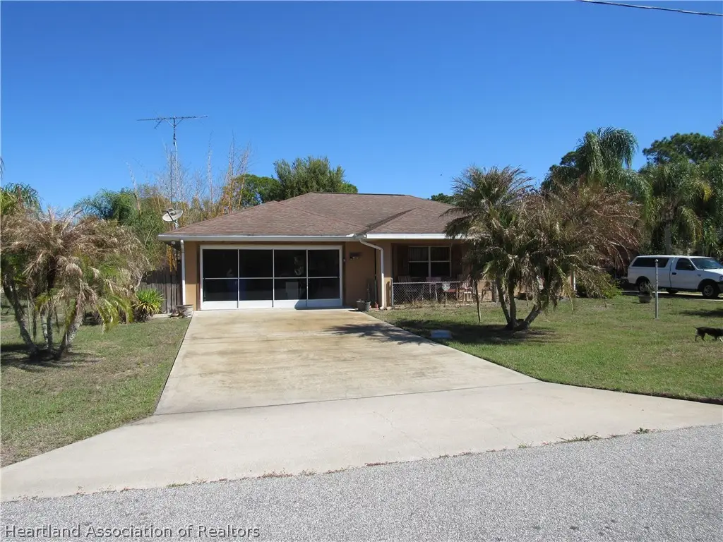 108 Grenada Street Ne, Lake Placid, FL 33852 - #1