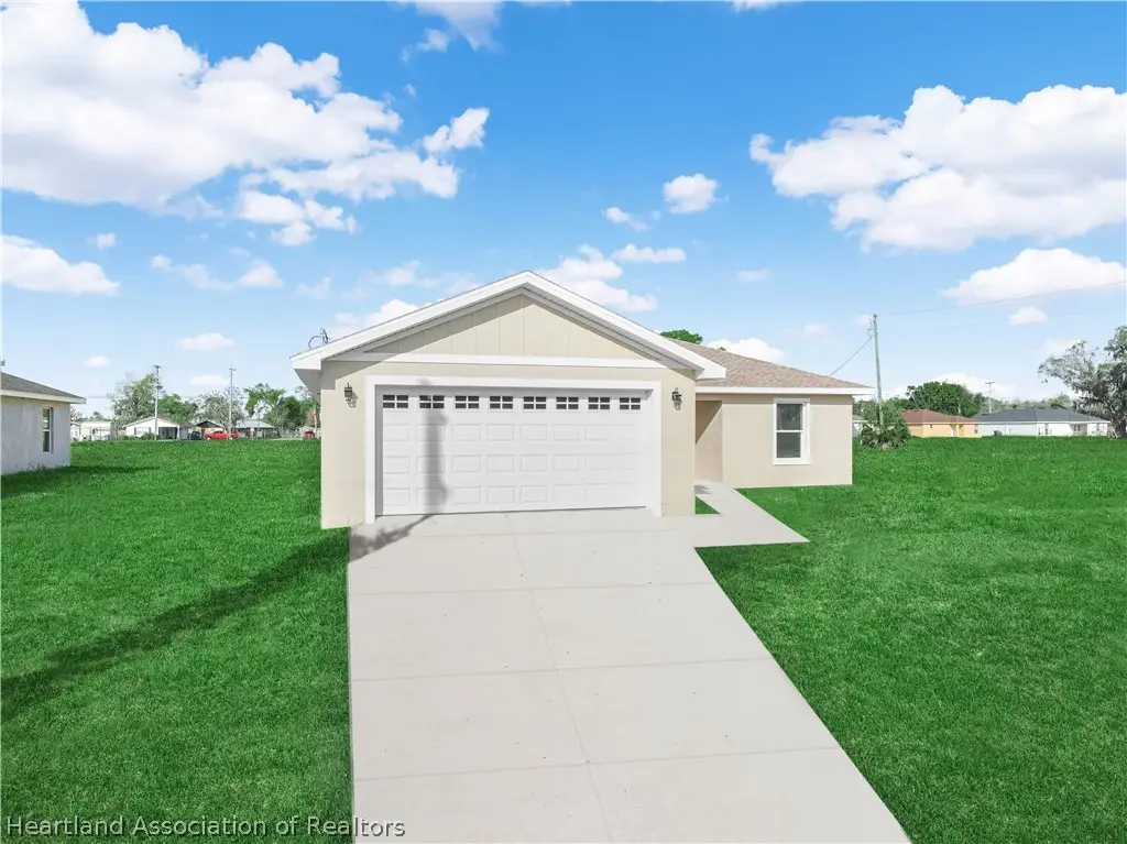 4835 Chester Avenue, Bowling Green, FL 33834 - #1