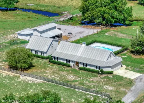 925 E Oak Island Road, Avon Park, FL 33825