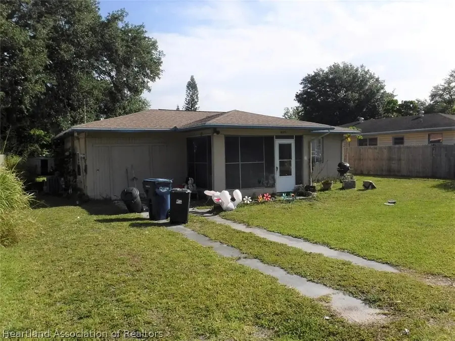 1625 51st Avenue E, Bradenton, FL 34203 - #2