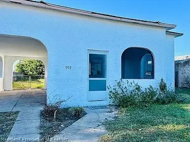 902 Woodlawn Drive, Sebring, FL 33870 - #2