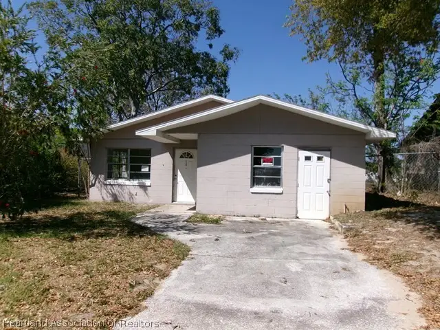 110 Washington Street, Lake Placid, FL 33852 - #1