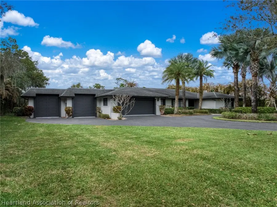 573 Holmes Avenue, Lake Placid, FL 33852 - #2