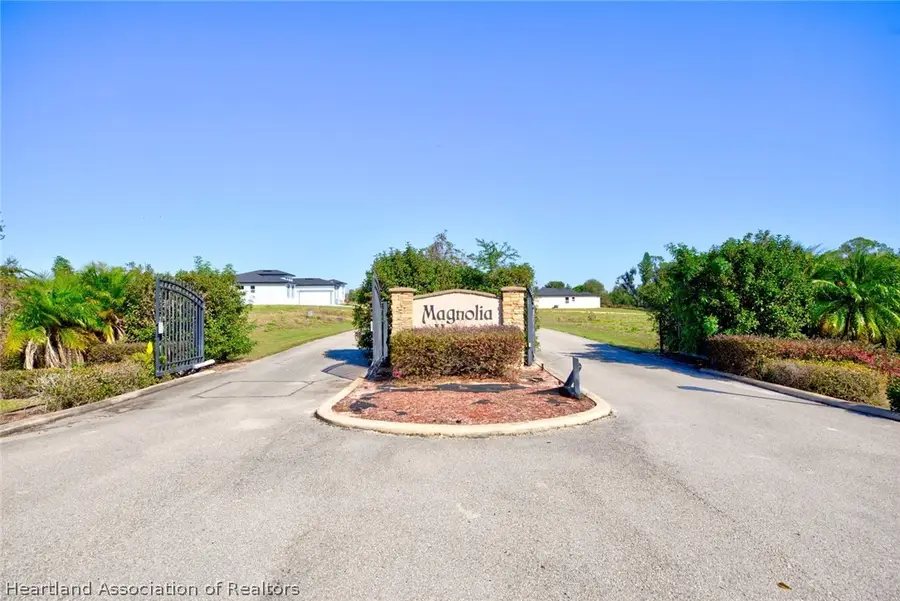 120 Magnolia Manor Lane, Lake Placid, FL 33852 - #3