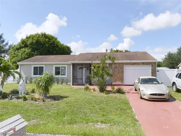252 SW Cherryhill Road, Port St Lucie, FL 34953