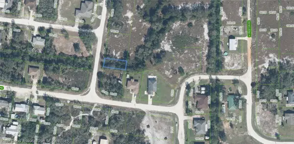 240 N Madera Road, Avon Park, FL 33825
