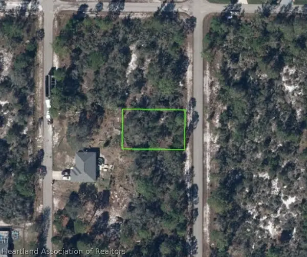 211 Baron Avenue Nw, Lake Placid, FL 33852