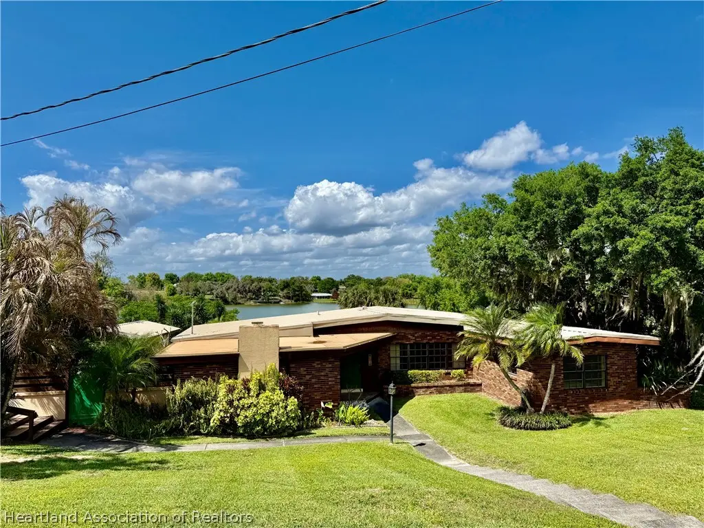 603 Lake Blue Drive, Lake Placid, FL 33852 - #1