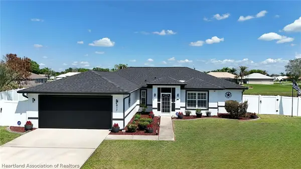 817 Holly Drive, Sebring, FL 33876