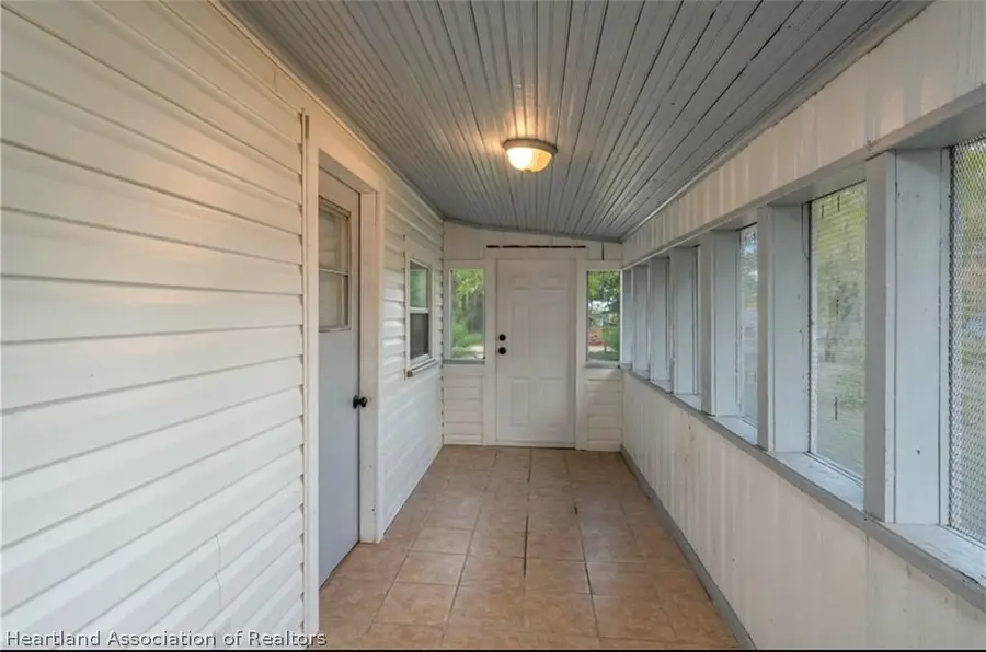 715 Lincoln Avenue, Sebring, FL 33870 - #2