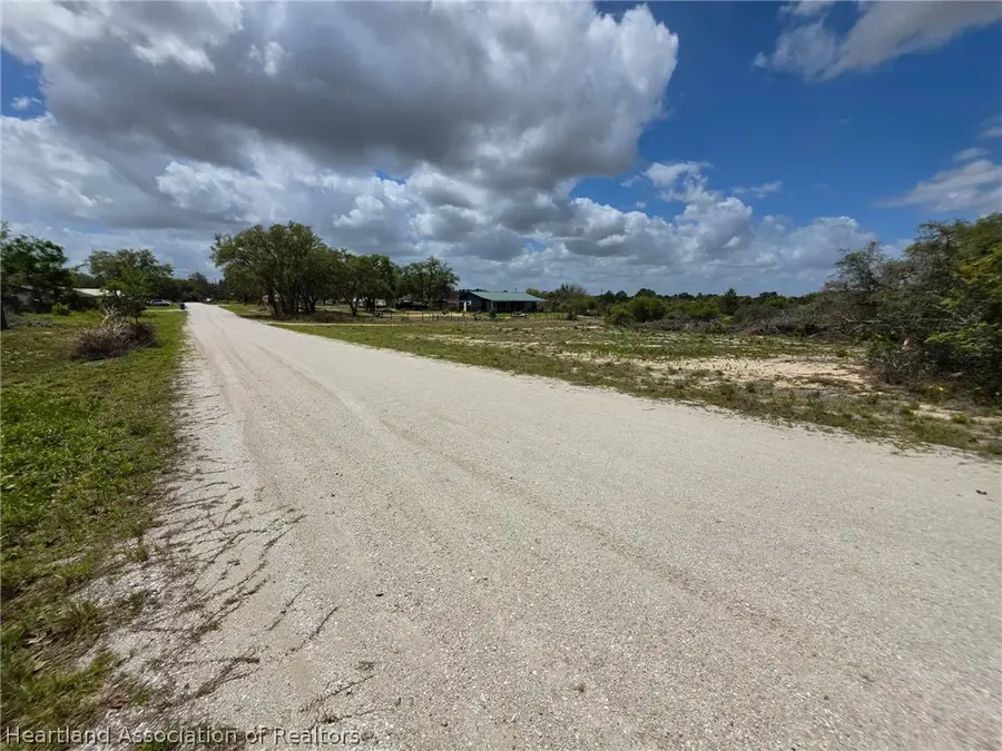 2750 W Celebrity Court, Avon Park, FL 33825 - #2