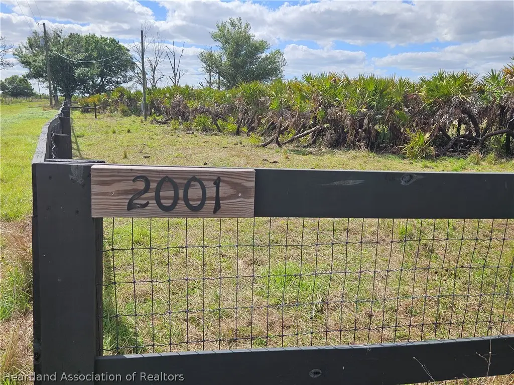 2001 Maine Coon Street, Venus, FL 33960 - #1