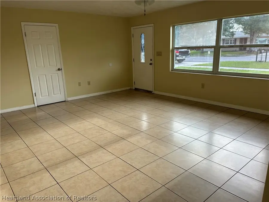 1525 Lagrange Avenue, Sebring, FL 33870 - #3