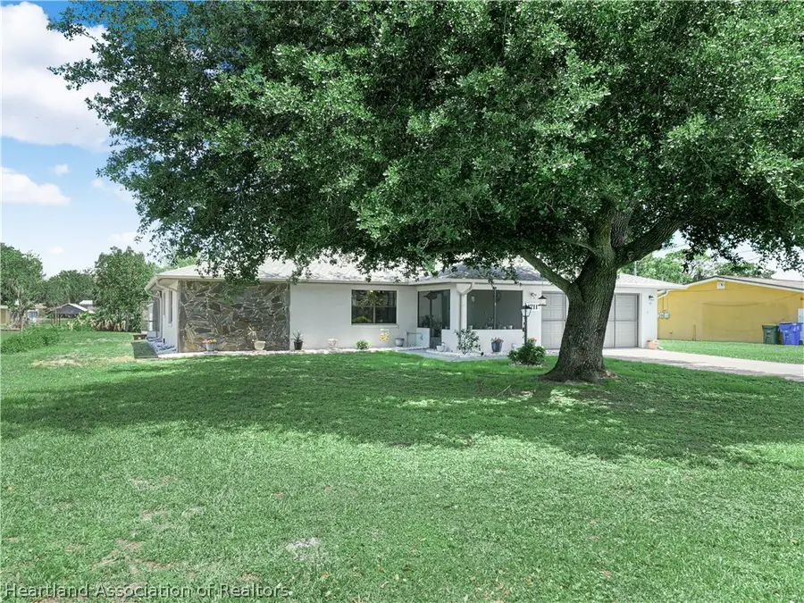 1711 Lake Clay Drive, Lake Placid, FL 33852 - #3