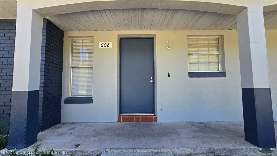 608 Jupiter Avenue Nw, Lake Placid, FL 33852 - #3