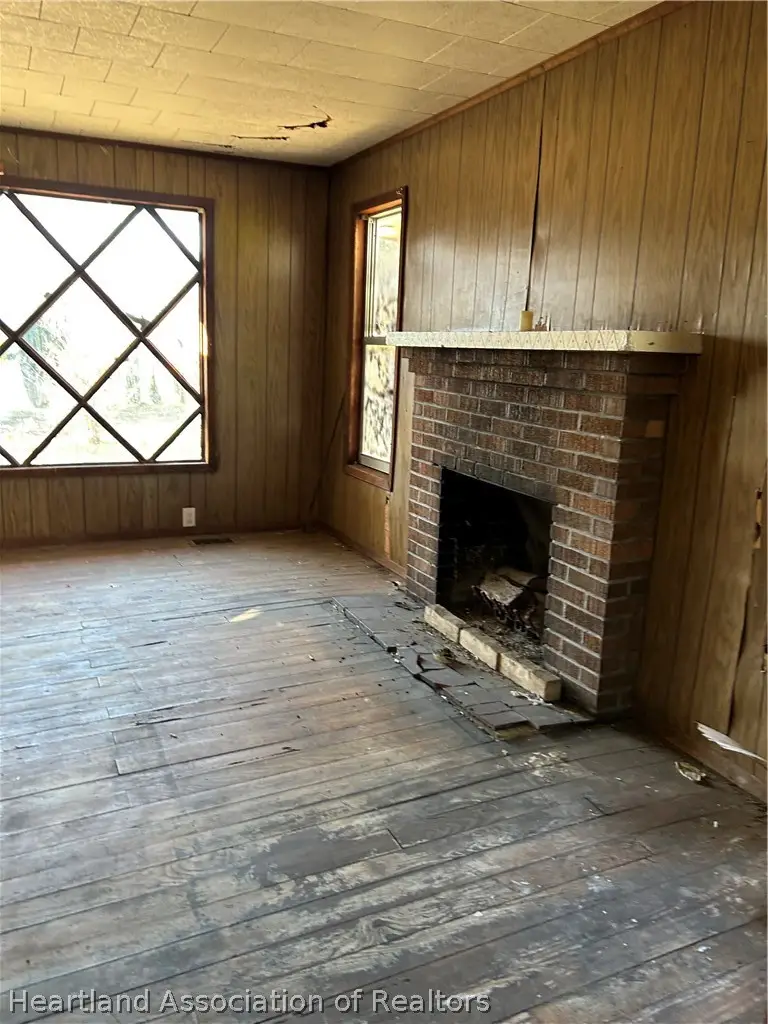 420 W Pleasant Street, Avon Park, FL 33825 - #2