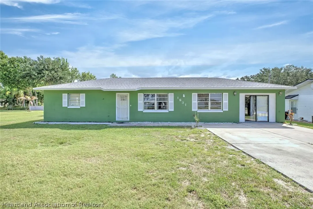 1531 Lake Clay Drive, Lake Placid, FL 33852 - #1