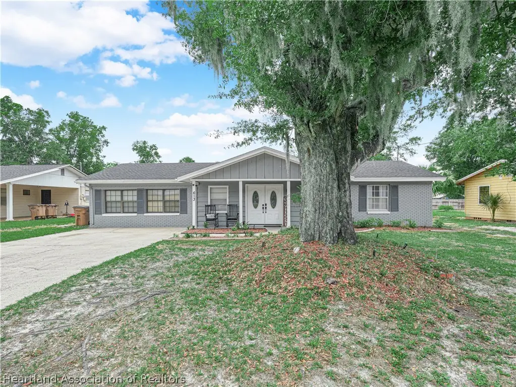 613 S 9th Avenue, Wauchula, FL 33873 - #1