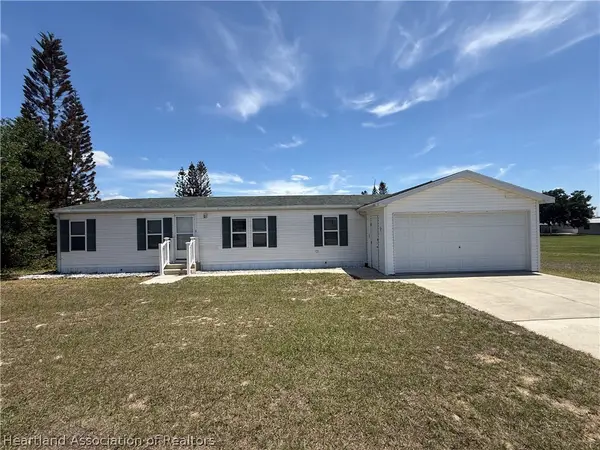 119 S Winter Circle, Avon Park, FL 33825