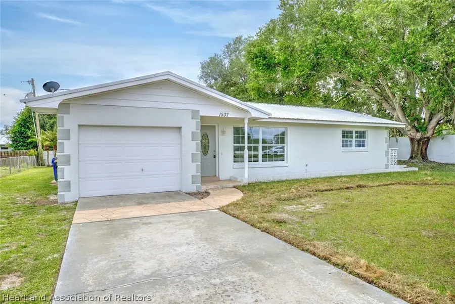 1537 Vicki Drive, Sebring, FL 33870 - #2