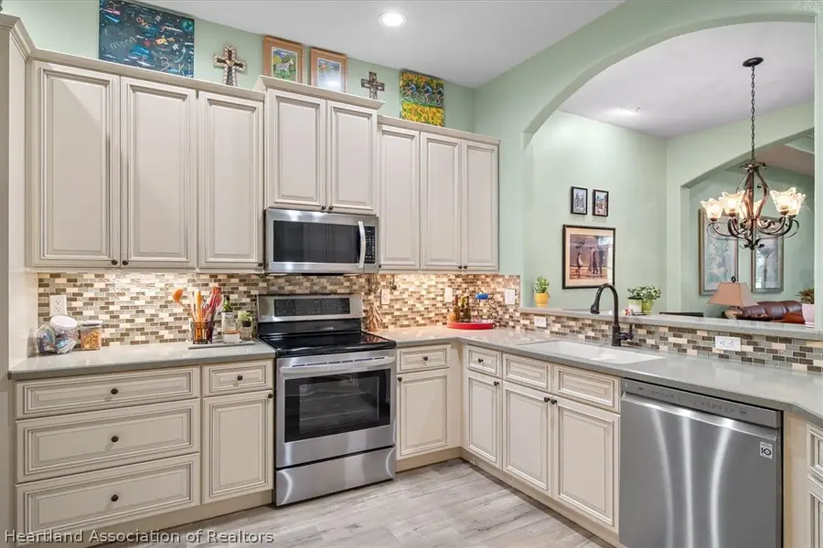 5345 Surrey Lane, Sebring, FL 33875 - #3