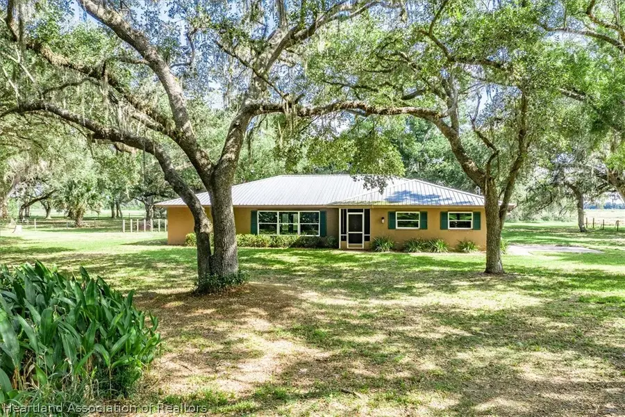 203 Boyer Street, Venus, FL 33960 - #2