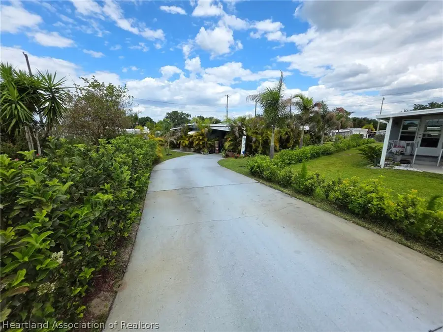 44 Paradise Lake Drive, Lake Placid, FL 33852 - #2