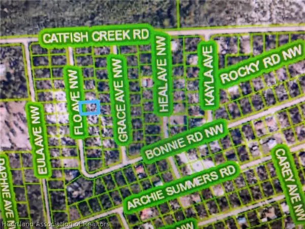 108 Flo Avenue Nw, Lake Placid, FL 33852