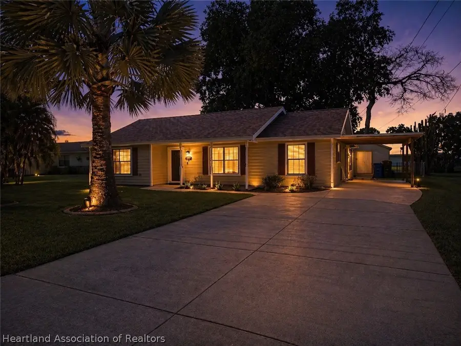 1542 Camellia Court, Lake Placid, FL 33852 - #2