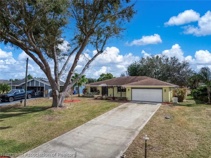 111 Murray Court Nw, Lake Placid, FL 33852 - #2