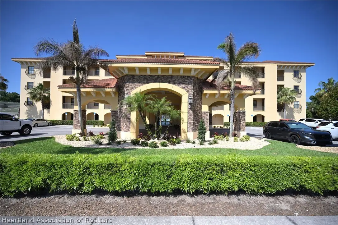 2351 Lakeview Drive #203, Sebring, FL 33870 - #1