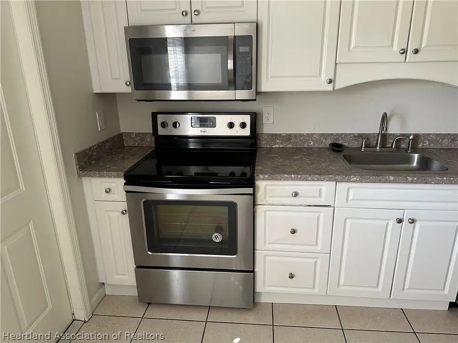 573 Vanguard Avenue Nw, Lake Placid, FL 33852 - #3