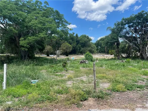 106 Taylor Street, Lake Placid, FL 33852