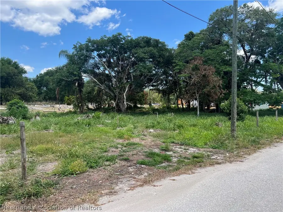 106 Taylor Street, Lake Placid, FL 33852 - #2
