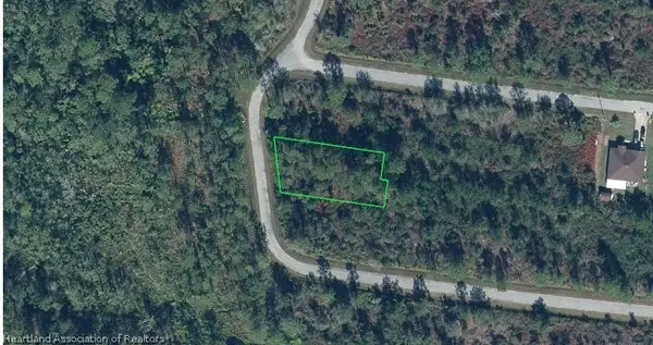 8114 Zamora Avenue, Sebring, FL 33872