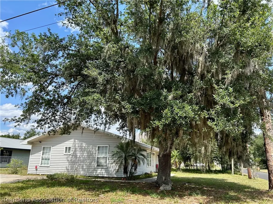 830 Alabama Street, Wauchula, FL 33873 - #2