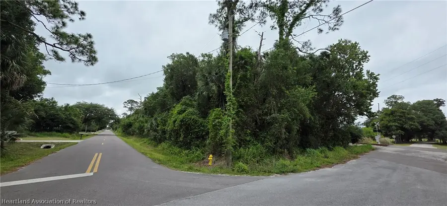 Se 8th Street, Okeechobee, FL 34974 - #2