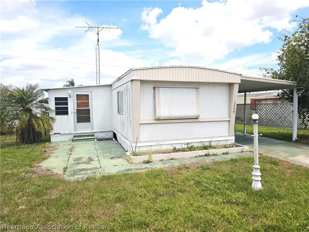 3200 Fairmount Drive, Sebring, FL 33870 - #1
