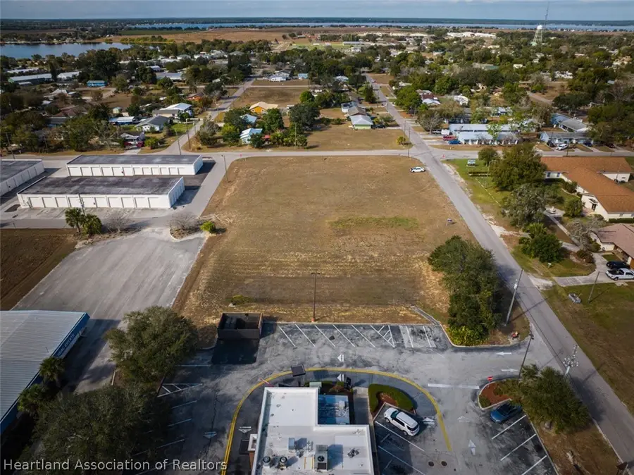 335 Plumosa Street, Lake Placid, FL 33852 - #3