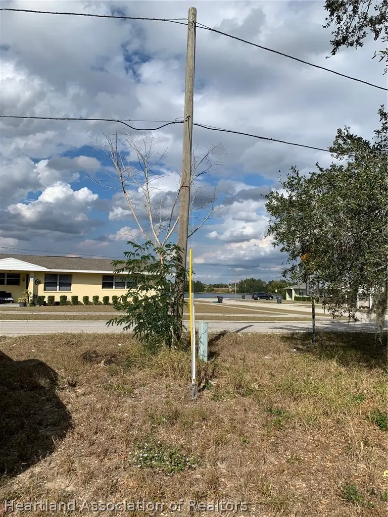 215 Tulane Drive, Avon Park, FL 33825 - #2