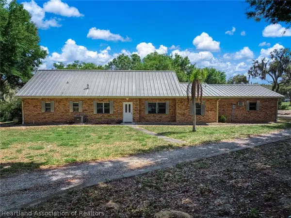 8977 Lake Lynn Drive, Sebring, FL 33876