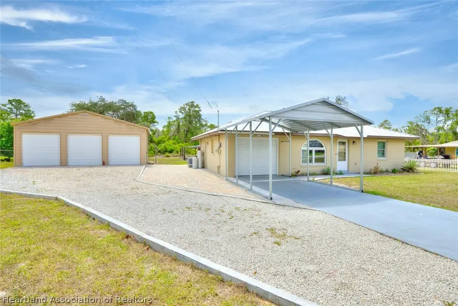 147 Johnson Avenue, Lake Placid, FL 33852 - #2