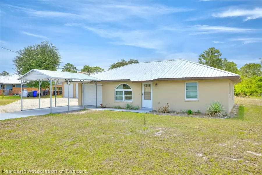 147 Johnson Avenue, Lake Placid, FL 33852 - #3