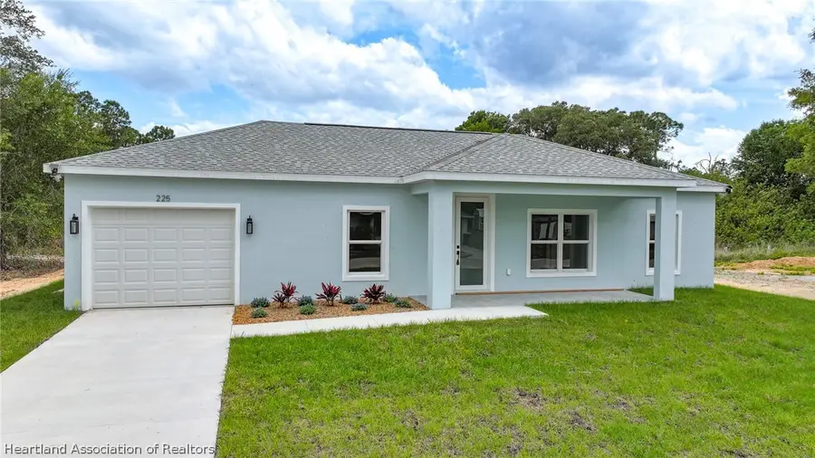 225 Silver Avenue, Lake Placid, FL 33852 - #2